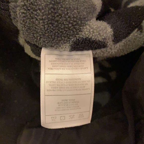 Utility Jacket - Picture 6 of 7